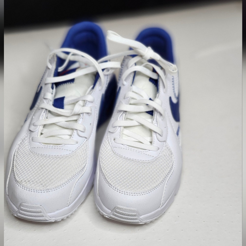 Nike Sneakers Like New